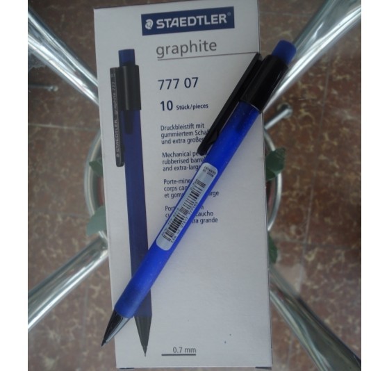 Bút Chì Bấm Staedtler 777 0.7Mm